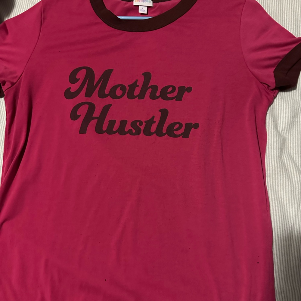 Lularoe Large Graphic T-Shirt